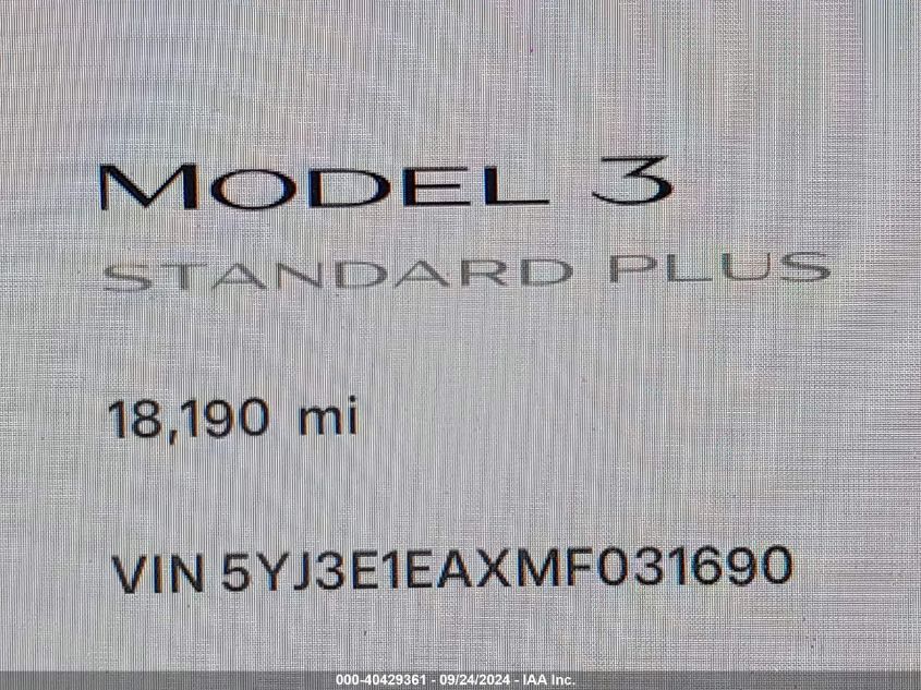 2021 Tesla Model 3 Standard Range Plus Rear-Wheel Drive VIN: 5YJ3E1EAXMF031690 Lot: 40429361