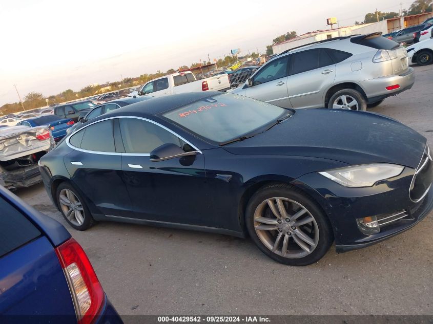 2014 Tesla Model S VIN: 5YJSA1S11EFP60240 Lot: 40429542