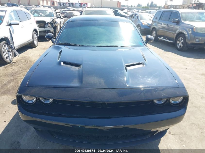 2C3CDZAG8KH714687 2019 Dodge Challenger Sxt