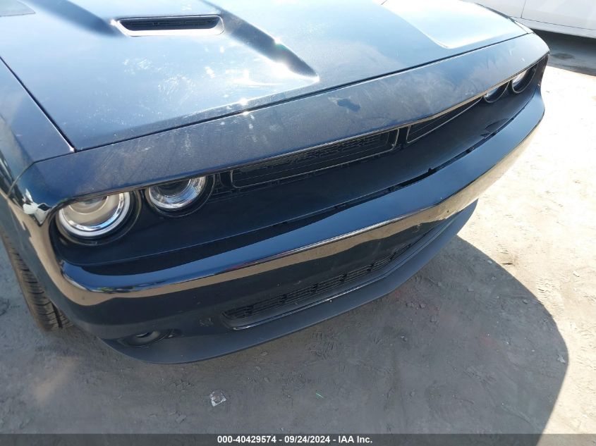 2C3CDZAG8KH714687 2019 Dodge Challenger Sxt