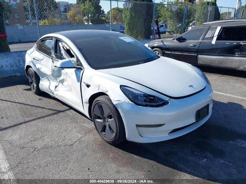 5YJ3E1EA9NF314440 2022 TESLA MODEL 3 - Image 1