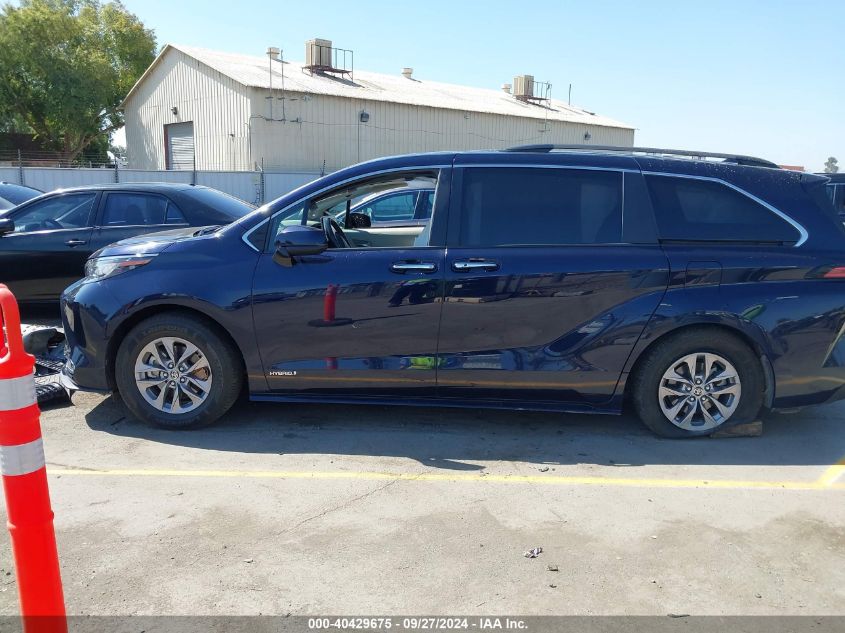 2021 Toyota Sienna Xle VIN: 5TDJSKFCXMS002742 Lot: 40429675