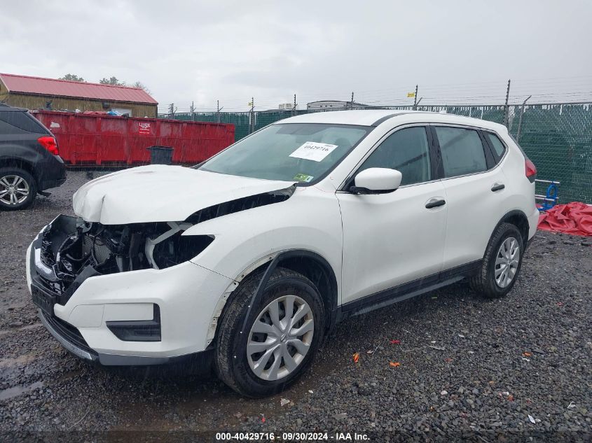 JN8AT2MV4HW011285 2017 NISSAN ROGUE - Image 2