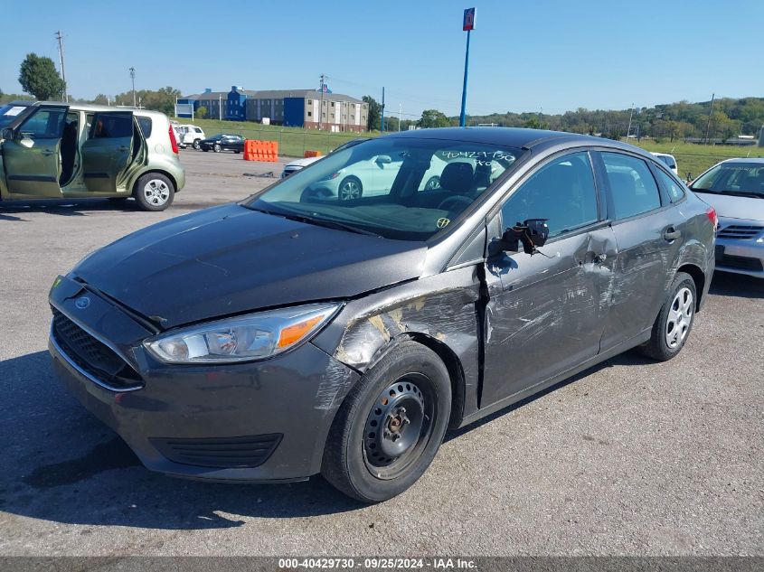 VIN 1FADP3E28JL286517 2018 FORD FOCUS no.2