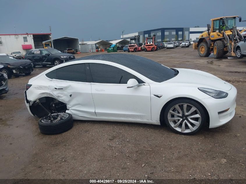 2019 Tesla Model 3 Long Range/Performance VIN: 5YJ3E1EB4KF195524 Lot: 40429817