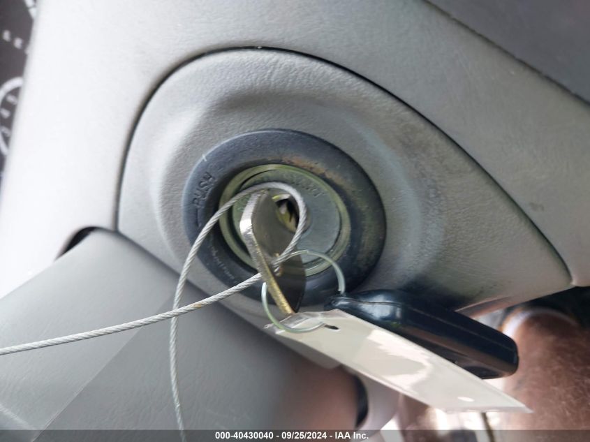 2000 Toyota Avalon Xl VIN: 4T1BF28B0YU112449 Lot: 40430040