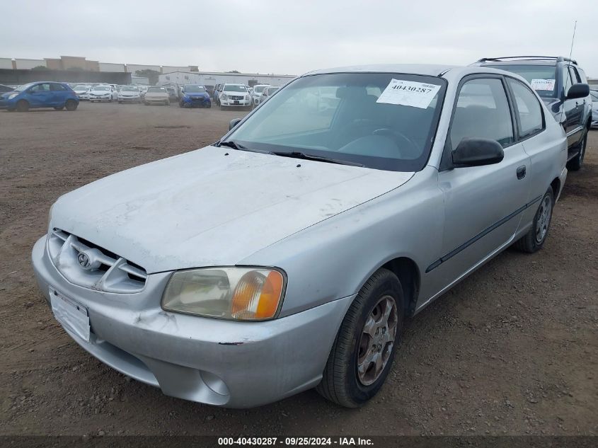 KMHCF35G01U135214 2001 Hyundai Accent L