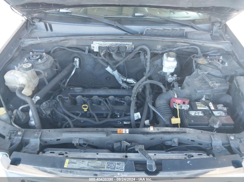 1FMCU0E70AKA42631 2010 Ford Escape Limited