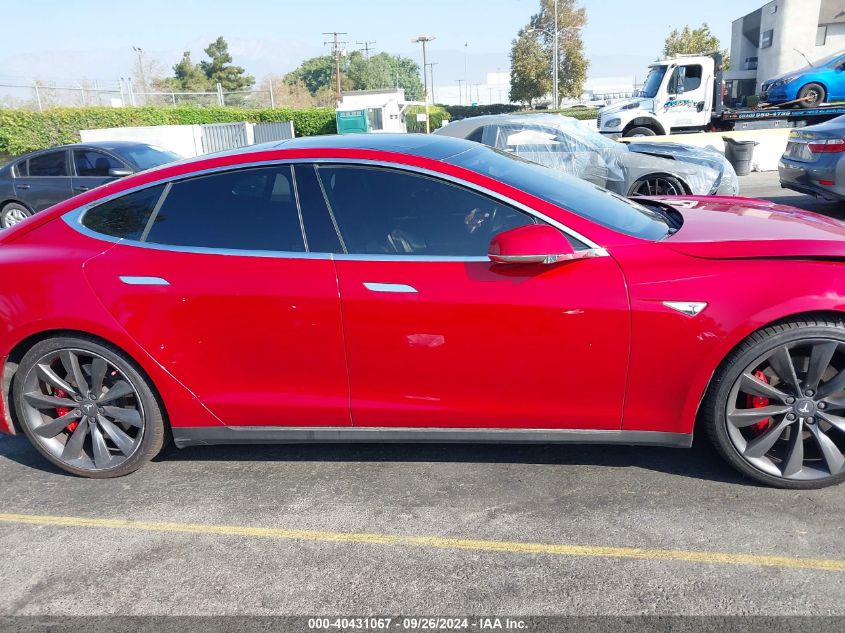 5YJSA1H43FF082819 2015 Tesla Model S 85D/P85D