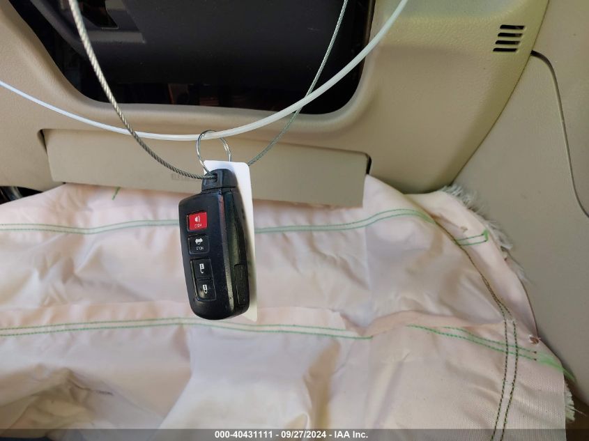 4T1BK1FK0CU004687 2012 Toyota Camry Xle V6