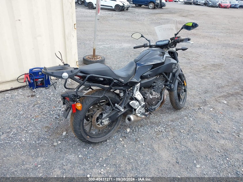 2016 YAMAHA FZ07 JYARM06E5GA005807