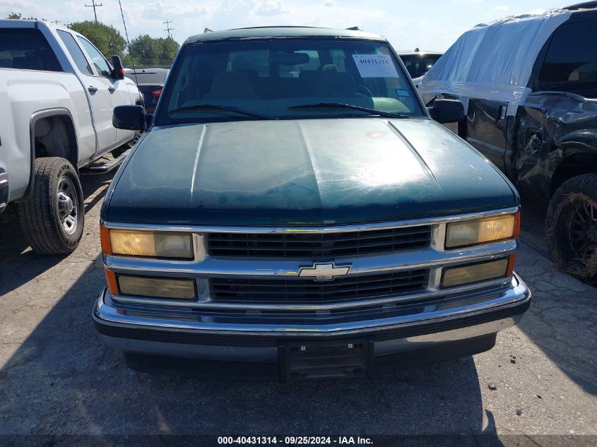 3GNEC16R0XG106227 1999 Chevrolet Suburban 1500 Lt