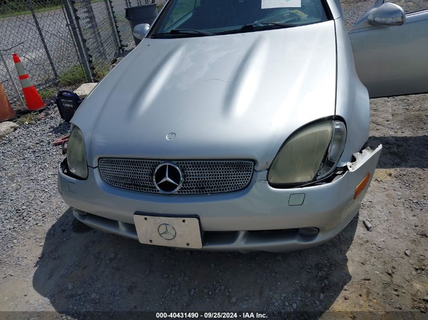 WDBKK65F41F188747 2001 Mercedes-Benz Slk 320