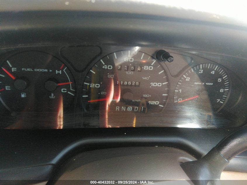 2000 Ford Taurus Ses VIN: 1FAFP5521YA231806 Lot: 40432032