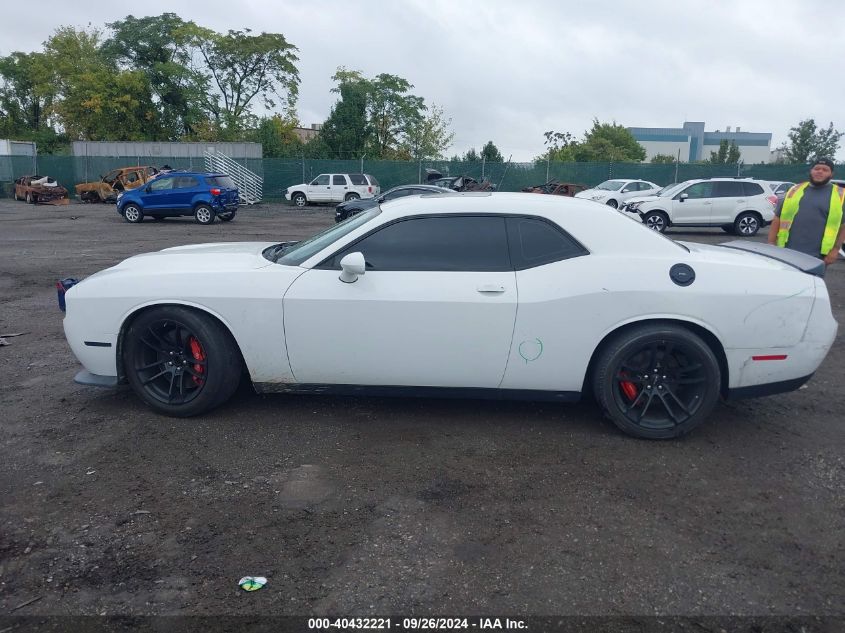 2016 Dodge Challenger Srt Hellcat VIN: 2C3CDZC92GH152954 Lot: 40432221