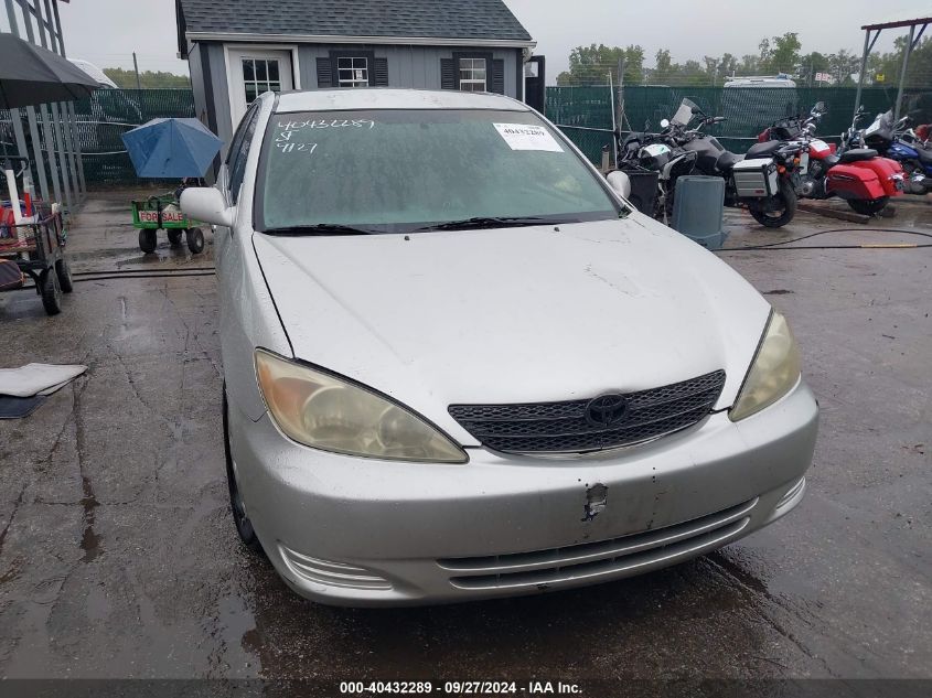 2004 Toyota Camry Le VIN: 4T1BE32K54U813080 Lot: 40432289