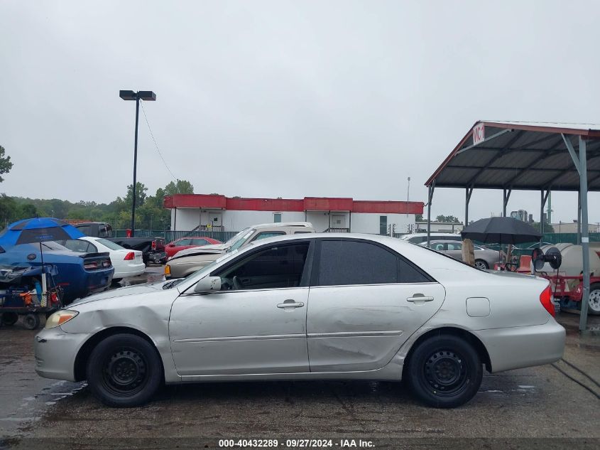 2004 Toyota Camry Le VIN: 4T1BE32K54U813080 Lot: 40432289