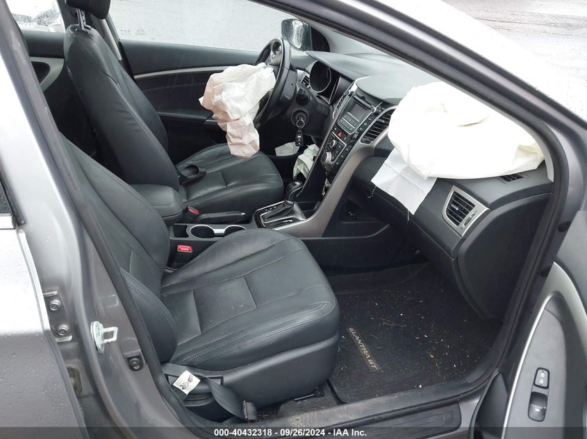 2013 HYUNDAI ELANTRA GT - KMHD35LE8DU105750