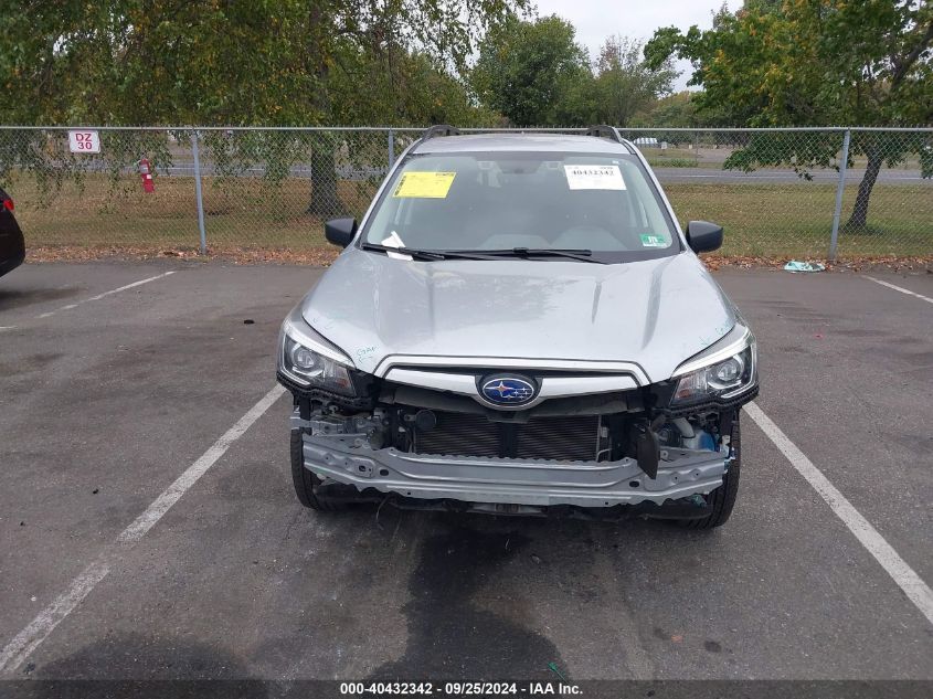 2019 Subaru Forester VIN: JF2SKACC6KH418745 Lot: 40432342