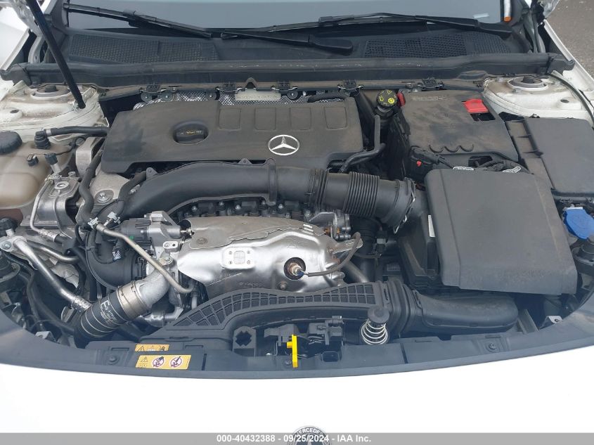 W1K3G4FB1NJ343559 2022 Mercedes-Benz A 220 4Matic