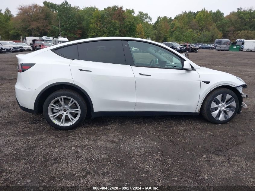 2020 Tesla Model Y Long Range Dual Motor All-Wheel Drive VIN: 5YJYGDEE1LF006132 Lot: 40432428