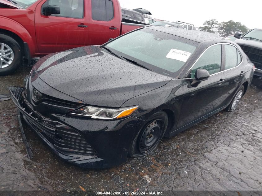 4T1B11HK5JU553508 2018 TOYOTA CAMRY - Image 2