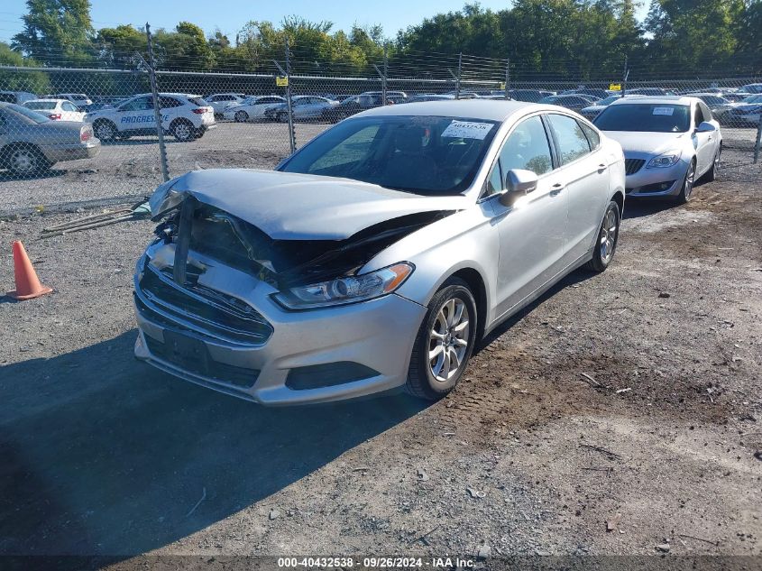 VIN 3FA6P0G7XFR124882 2015 Ford Fusion, S no.2