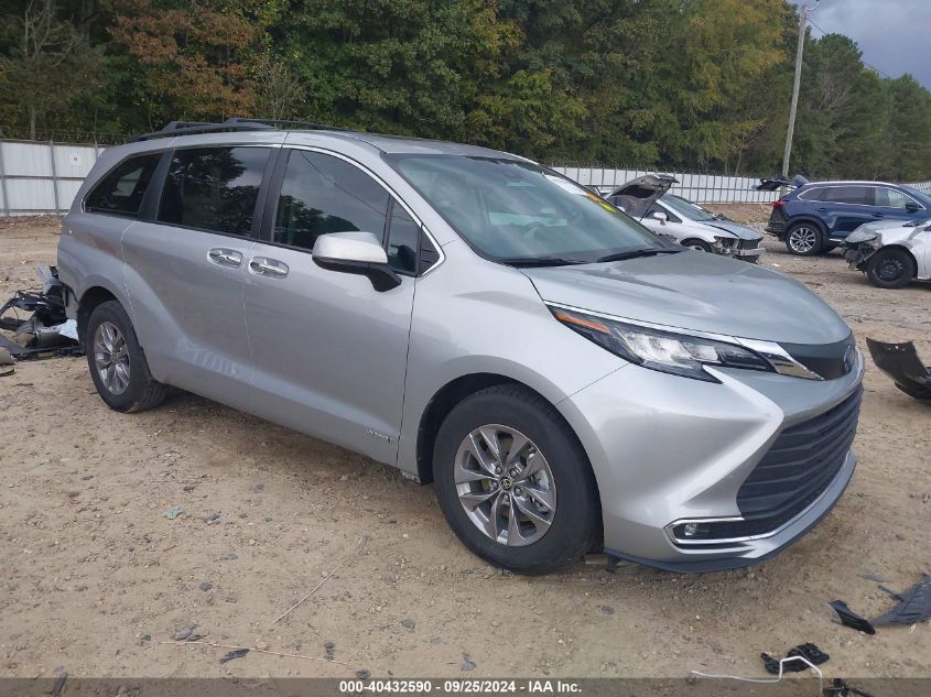 5TDYSKFC0MS029057 2021 TOYOTA SIENNA - Image 1