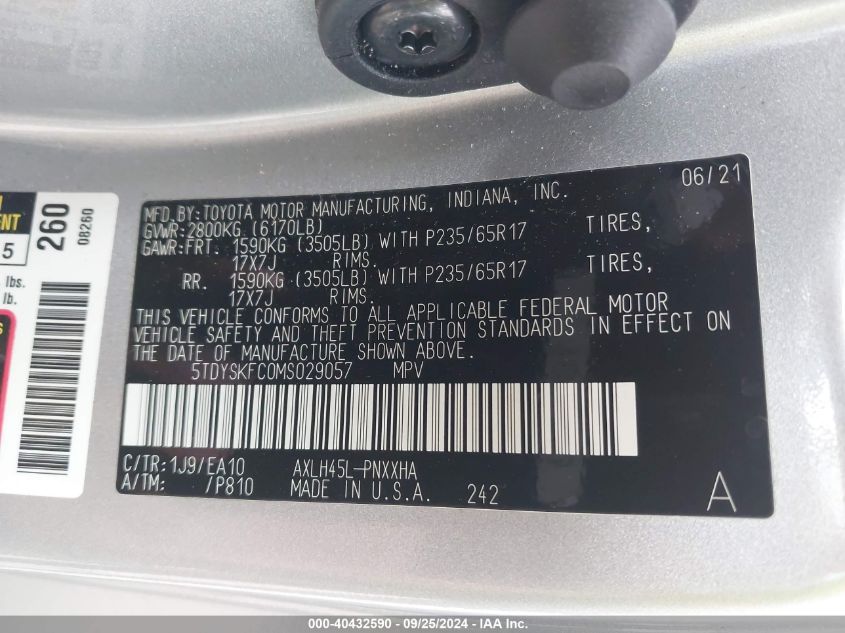 5TDYSKFC0MS029057 2021 Toyota Sienna Xle