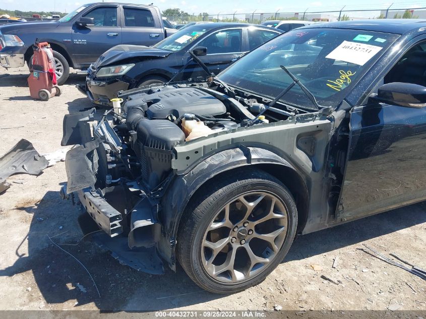 2C3CCABG5JH264093 2018 Chrysler 300 300S