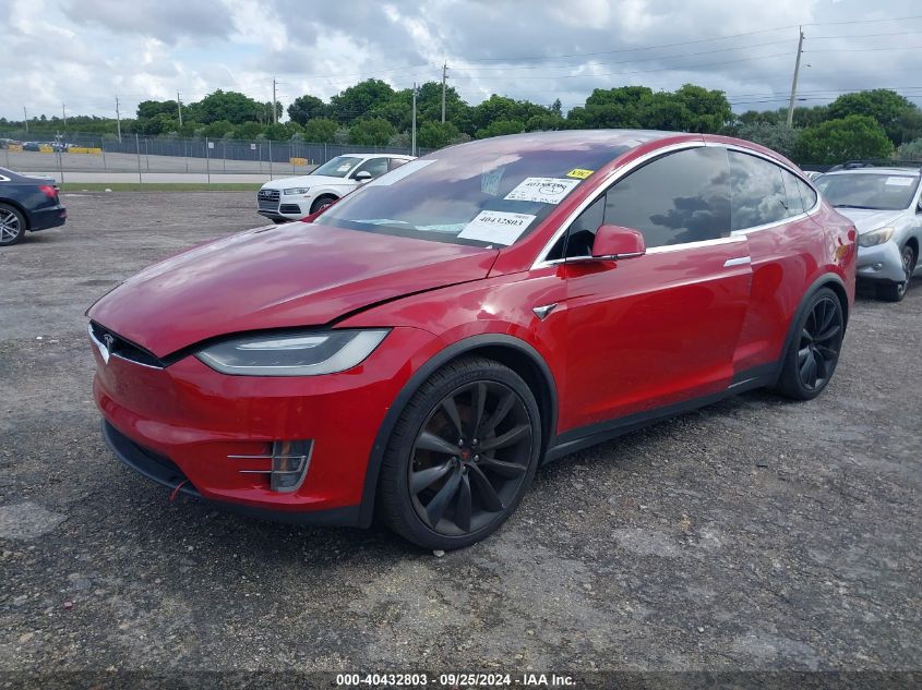 5YJXCDE23HF068880 2017 TESLA MODEL X - Image 2