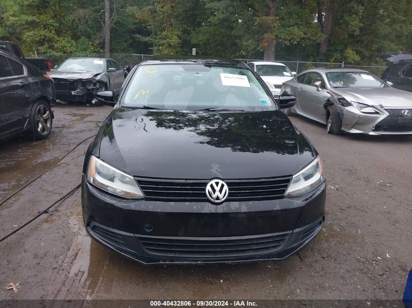 3VWBZ7AJ0BM369582 2011 Volkswagen Jetta 2.5L Se