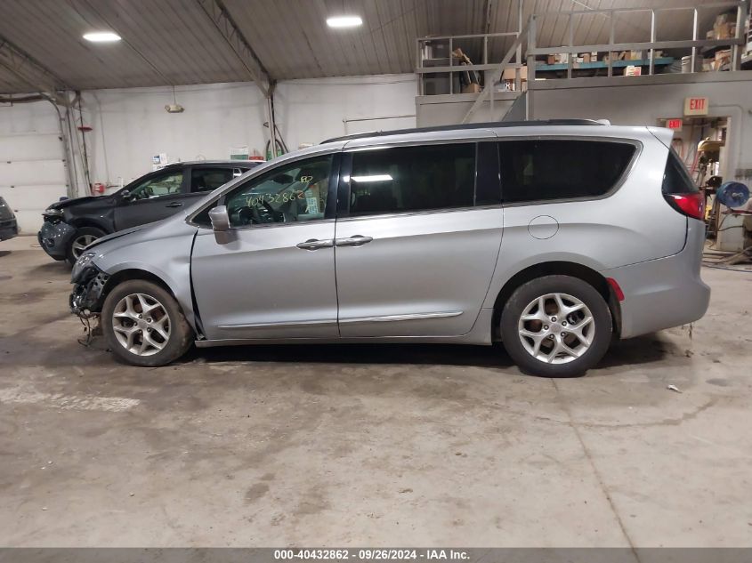 2017 Chrysler Pacifica Touring-L VIN: 2C4RC1BG6HR756710 Lot: 40432862