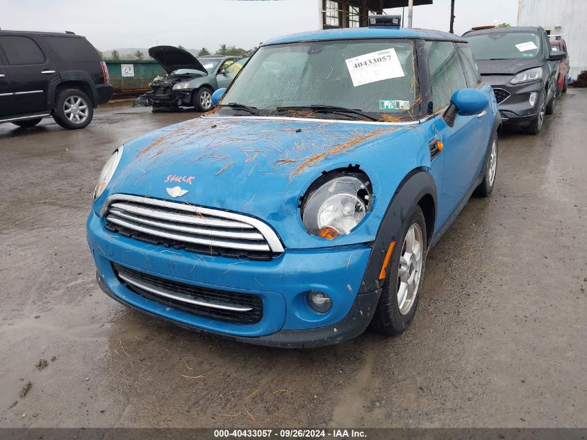 2013 Mini Hardtop Cooper VIN: WMWSU3C58DT373018 Lot: 40433057