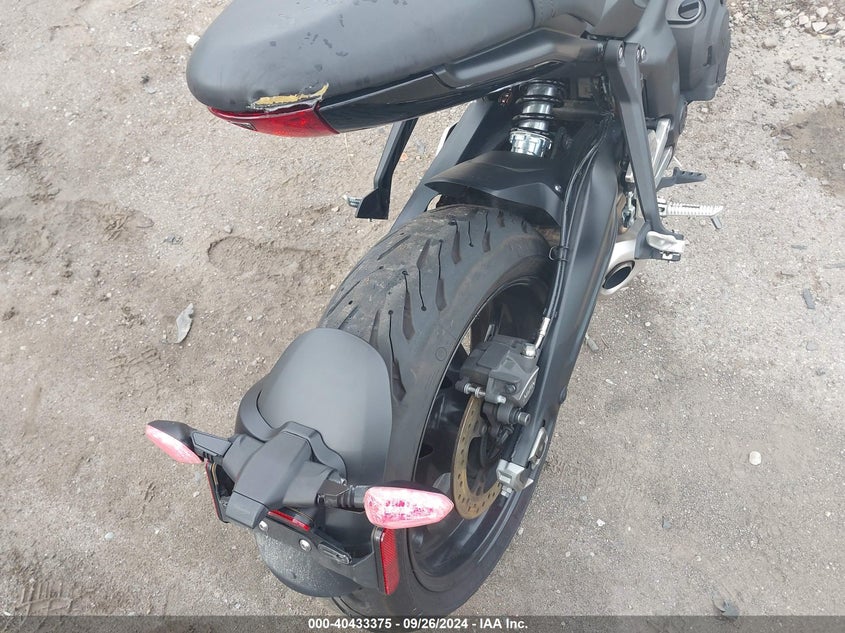 2022 TRIUMPH MOTORCYCLE TRIDENT 660 - SMTL10UL0NTAV6447