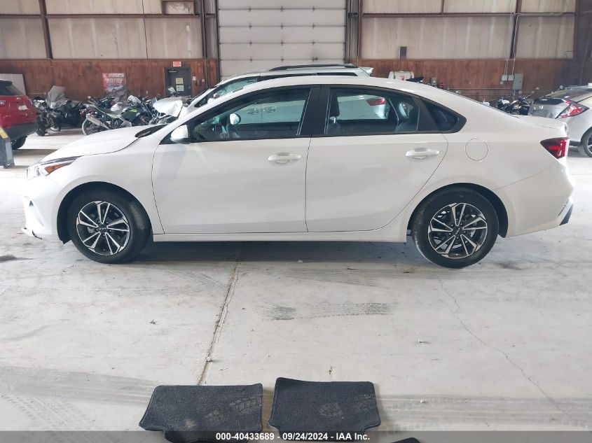 2023 Kia Forte Lxs VIN: 3KPF24AD4PE694142 Lot: 40433689