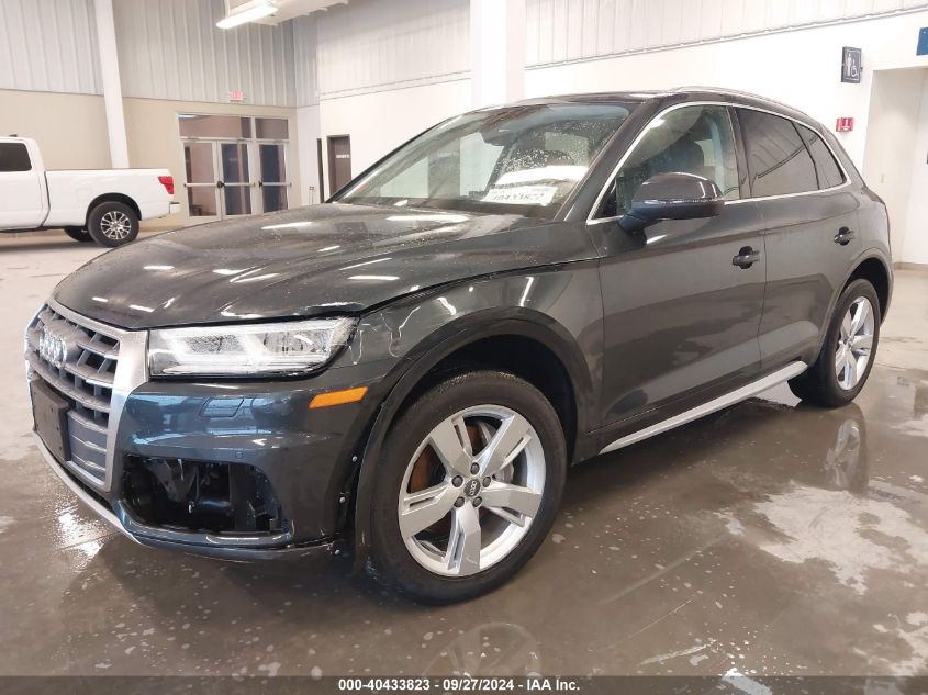 WA1BNAFY7K2079875 2019 AUDI Q5 - Image 2