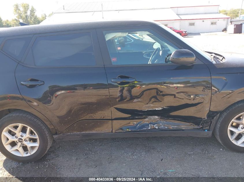 2022 Kia Soul Lx VIN: KNDJ23AU3N7162656 Lot: 40433836