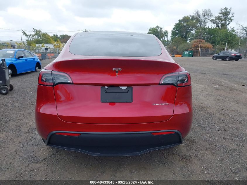 2024 Tesla Model Y Long Range Dual Motor All-Wheel Drive VIN: 7SAYGDEE3RF152611 Lot: 40433843