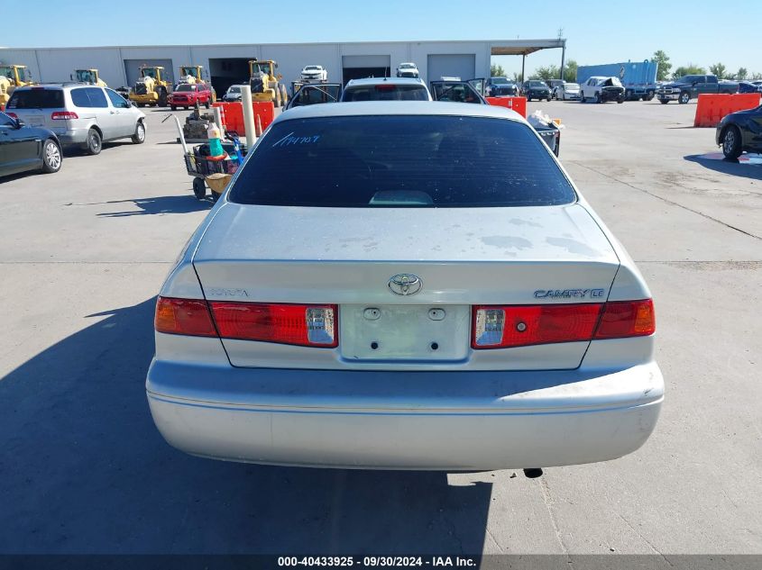 2001 Toyota Camry Le VIN: 4T1BG22K51U853997 Lot: 40433925