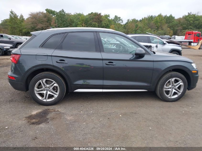 2018 Audi Q5 2.0T Premium/2.0T Tech Premium VIN: WA1ANAFY0J2180699 Lot: 40434226