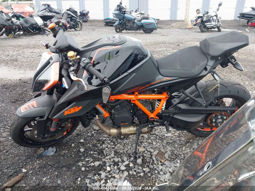 VBKV39400LM925076 2020 Ktm 1290 Super Duke R