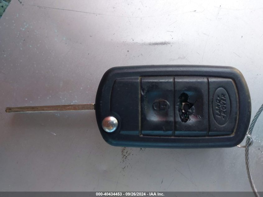 2008 Land Rover Range Rover Hse VIN: SALMF15418A280527 Lot: 40434453