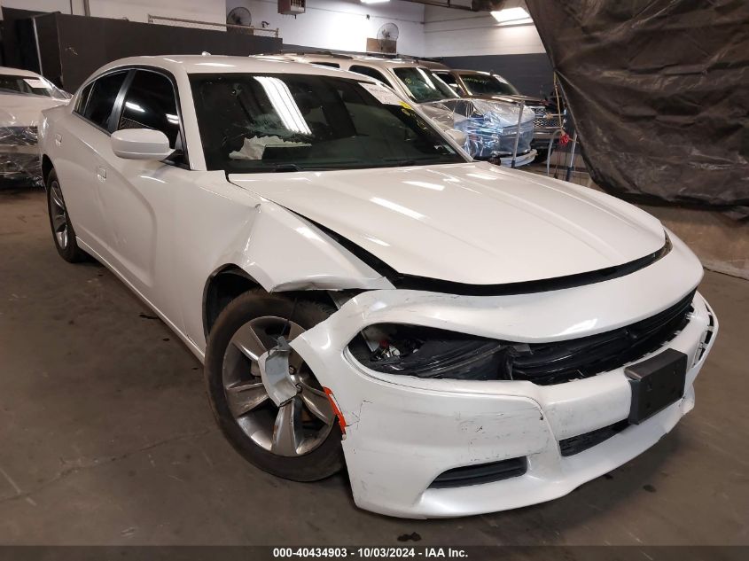 2C3CDXHG2FH824439 2015 Dodge Charger Sxt