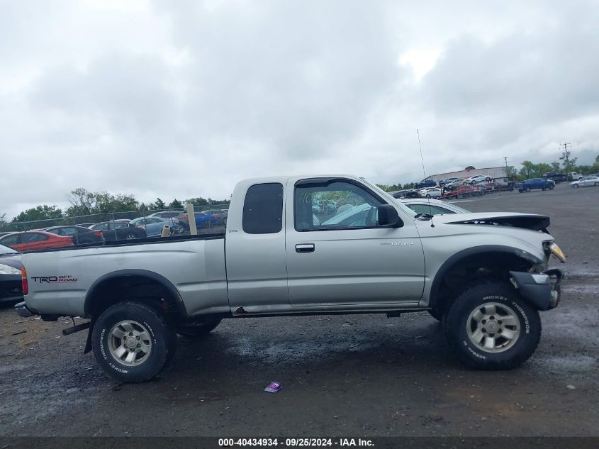 2000 Toyota Tacoma Base V6 VIN: 4TAWN72N3YZ645788 Lot: 40434934