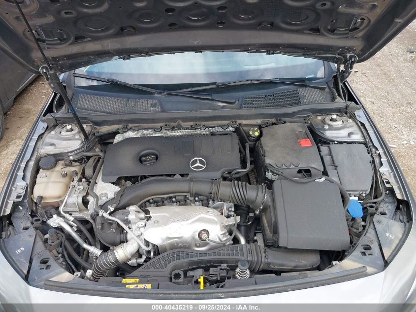 WDD3G4FB1KW031501 2019 Mercedes-Benz A 220 4Matic