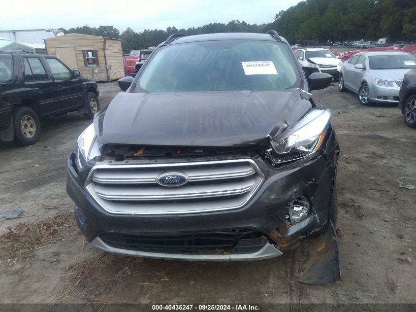 1FMCU0HD2JUC99926 2018 Ford Escape Sel