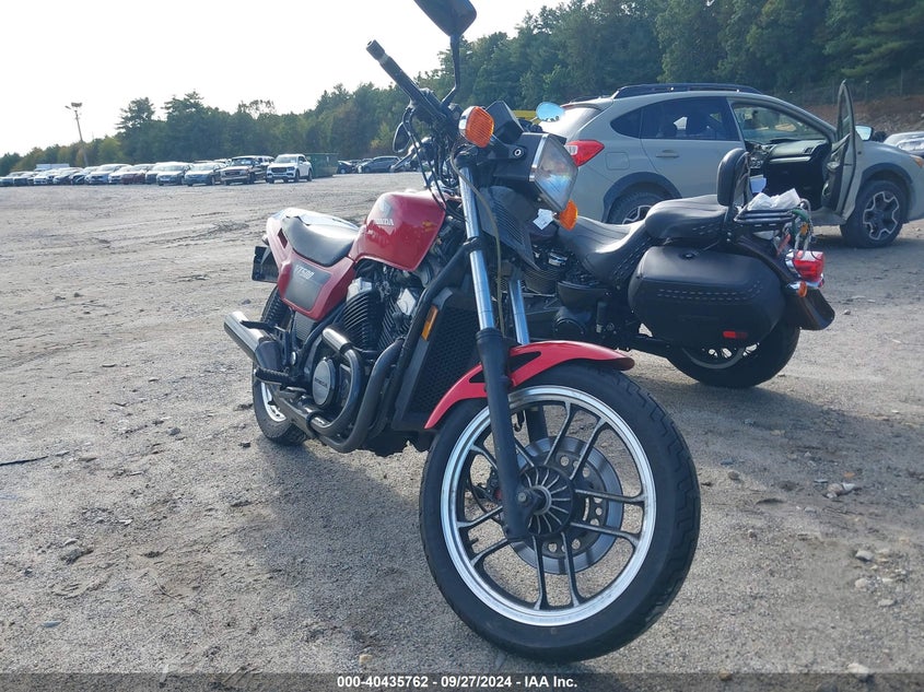 JH2PC1006EM104155 HONDA VT500 Photo 1