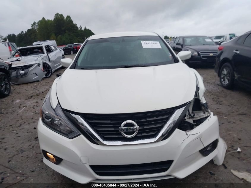 2017 Nissan Altima 2.5 Sr VIN: 1N4AL3AP5HC130493 Lot: 40435844