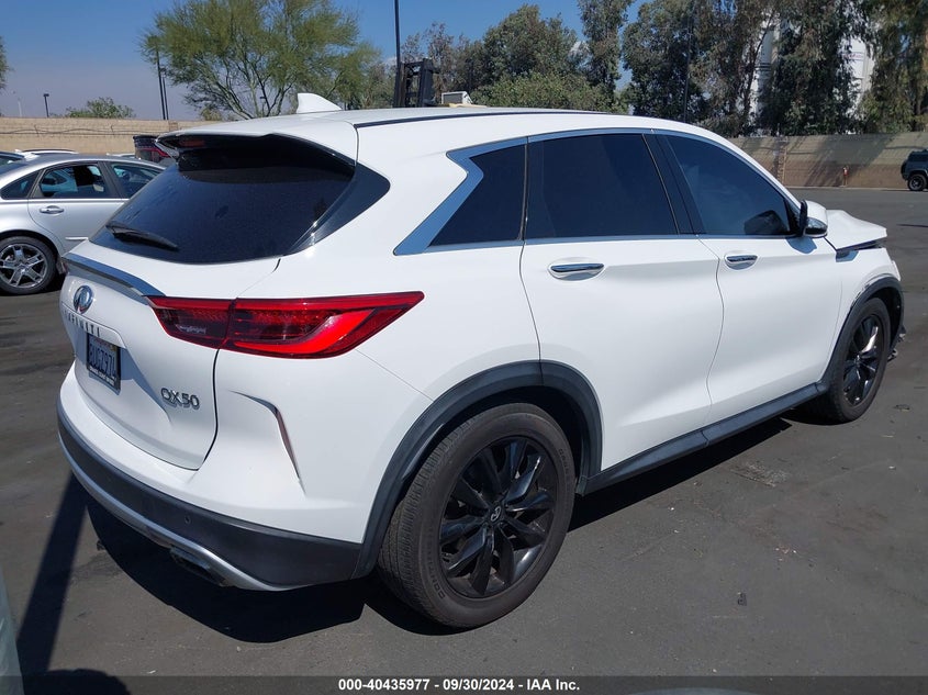 VIN: 3PCAJ5AB8MF110039 2021 INFINITI QX50 PURE AWD